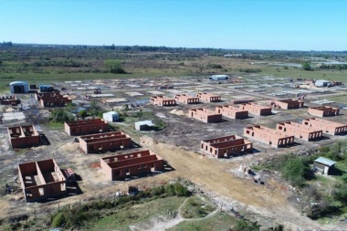 En un año, la Provincia puso en marcha más de 10.000 viviendas