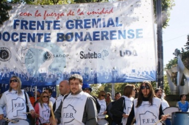 Docentes adhieren a paro de Ctera y no habrá clases en provincia