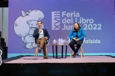 Petrecca destacó "libertad de expresión y pluralidad" en la Feria del Libro