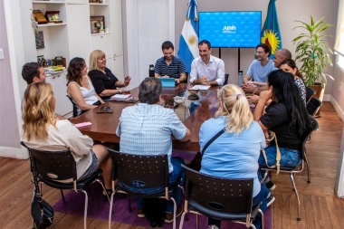 Petrecca mantuvo un nuevo encuentro con fomentistas de la ciudad