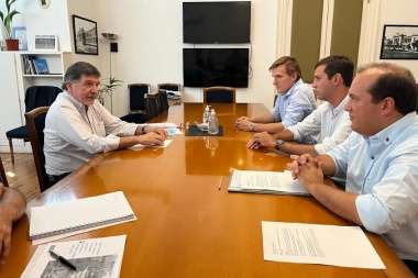 Recoulat se reunió con Sileoni por mejoras en la infraestructura escolar