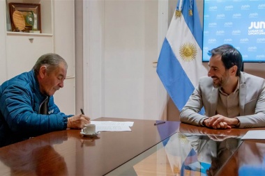Firman convenio con fomentistas para un nuevo Centro de Salud