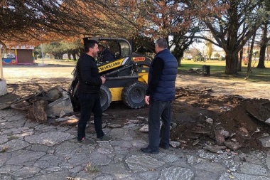 Battaglia supervisó los avances de obras del barrio La estación