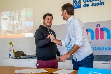 Familias adjudicatarias del Proyectar III firmaron sus boletos de compra venta