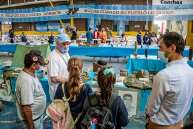 Con la apertura del museo itinerante, comenzaron las actividades por los 40 años de Malvinas