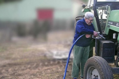 “No va a faltar el gasoil para la siembra ni para la cosecha”, dijo Domínguez