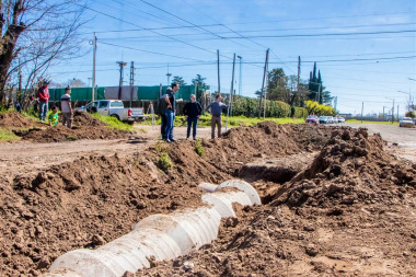 Petrecca destacó nuevas obras hídricas: "ya se resolvieron más de 500 puntos críticos"