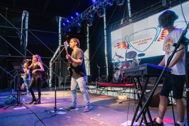 Más de 30000 personas disfrutaron del 4° Actitud Rock & Bike en el PNLG
