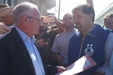 Huelga local: para el sindicato la adhesión fue del 90 por ciento, mientras el gobierno habla del 40