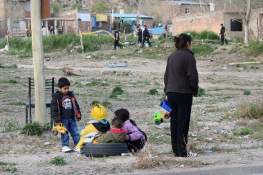 Una familia tipo necesitó $ 35.647 para no caer bajo la línea de pobreza