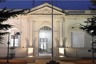 Aumento y bono para municipales de General Arenales: 90% anual