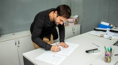 Firma de acuerdos paritarios con gremios municipales