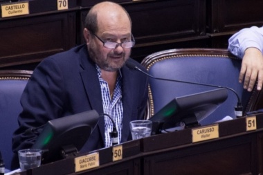 “No es hora de inventar candidatos", cruzó el possismo el día que se lanza Abad
