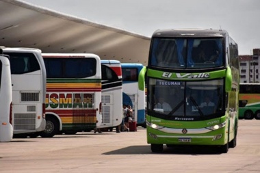 La UTA anunció un paro de micros de larga distancia