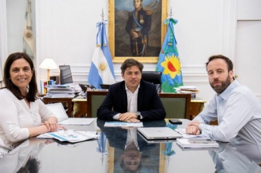Kicillof oficializó el aumento del 42,45% para jubilaciones y pensiones del IPS