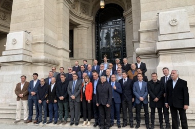 Con presencia de la cuarta, Intendentes defendieron ante la Corte la autonomía para establecer tasas