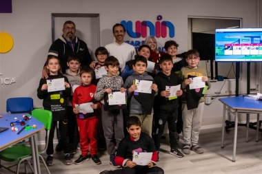 Nueva entrega de certificados a alumnos del taller de Robótica en Junín