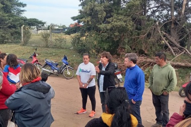 Micheli entregó ayuda social en Junín e insistió con la candidatura de CFK