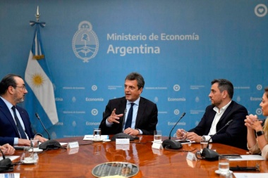 Massa baja a la cuarta para inaugurar el gasoducto de alimentación a América