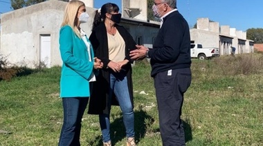 Con "indirectas" a Vidal, Magario estuvo en Bragado con Gatica recorriendo obras