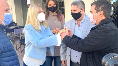 Magario resaltó la vacunación en la provincia y habló de "inmunidad de rebaño"