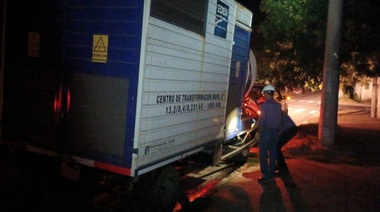 Incendio en una cámara subterránea dejó una zona de Junín sin luz