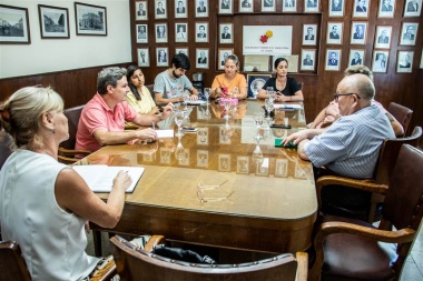 Municipio PRO renovó acuerdo de precios por la canasta escolar 2024