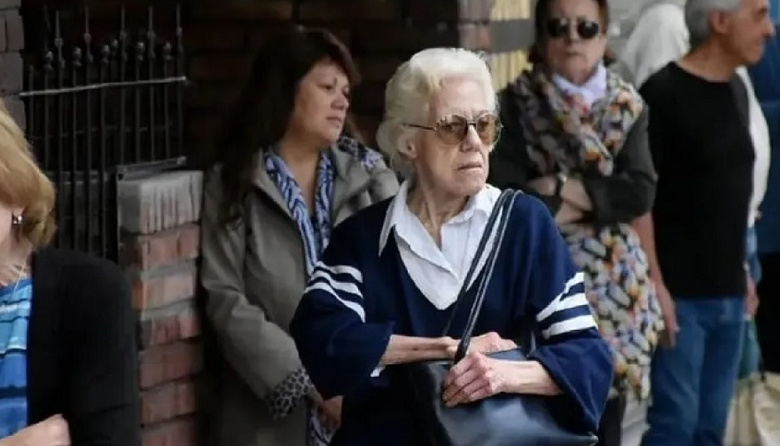 Milei vetó las leyes de aumento a jubilados y emergencia en discapacidad