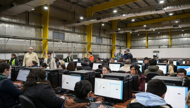 Avanzan los preparativos para las elecciones