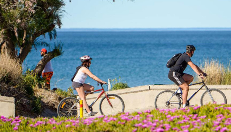 Fin de semana largo: más turistas, viajes cortos y gasto moderado