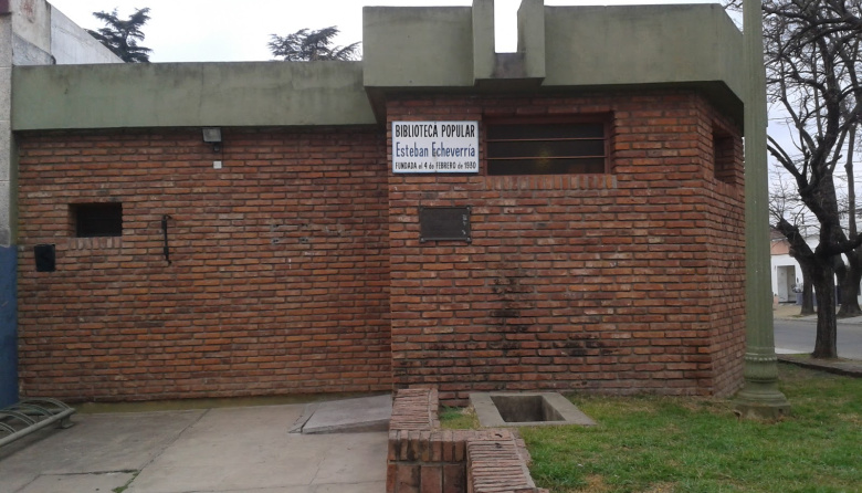 Piden informe por el estado del edificio de la Biblioteca Esteban Echeverría