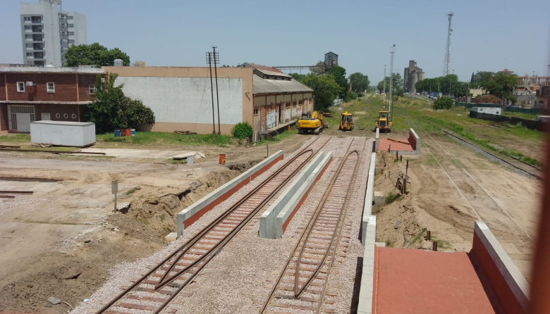 Desde UOCRA destacan que se viene desarrollando con normalidad la obra del paso bajo nivel de calle Rivadavia