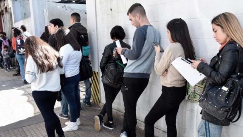 La desocupación alcanzó el nivel más alto de la era Milei: 7,9%