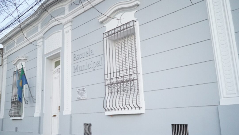 Avanzan con la puesta en valor del edificio de la Escuela Municipal de Trenque Lauquen