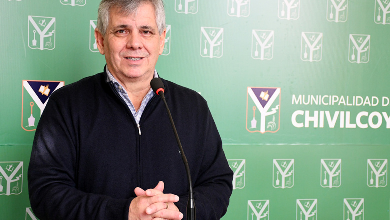 Britos anunció un aumento del 50% en el ítem presentismo para municipales