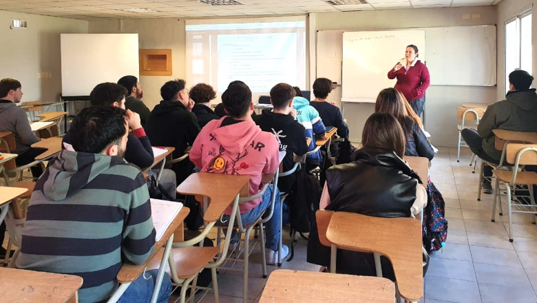 Docentes de la Unnoba se pliegan al paro nacional y marcha universitaria