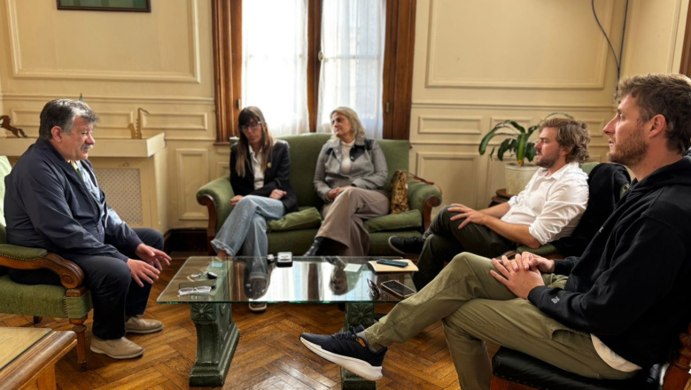 Después del "acá no", Barenghi recibió a concejales electos LLA