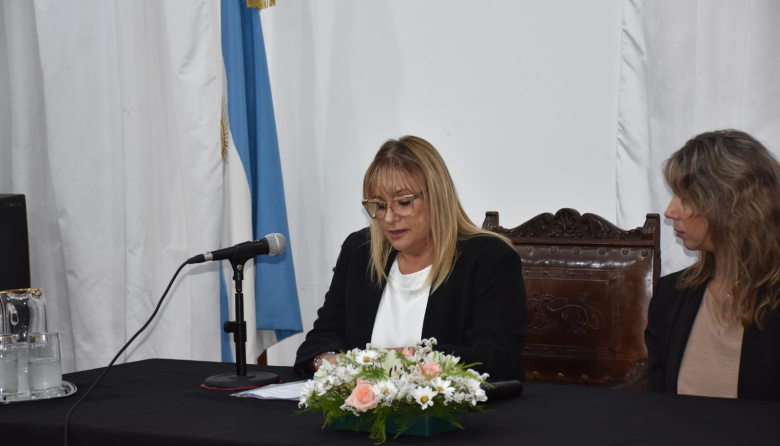 Revilla defendió el equilibrio fiscal y cuestionó la falta de obra pública nacional