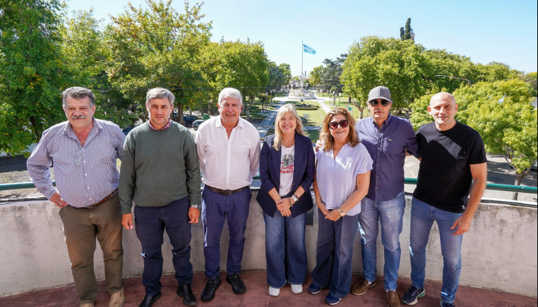 Alvarez Rodríguez reunió a intendentes del MDF de la cuarta en Alberti