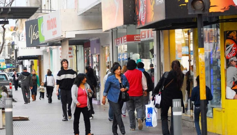 La crisis golpea en el interior: crece la demanda social en municipios de la región