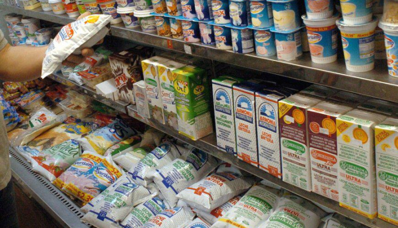 El consumo de lácteos no repunta y marca el deterioro del poder adquisitivo