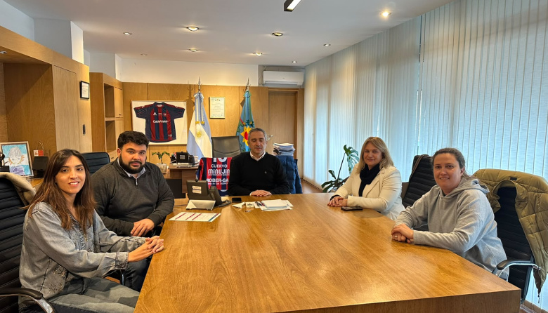 Revilla gestionó ante Provincia obras y programas sociales