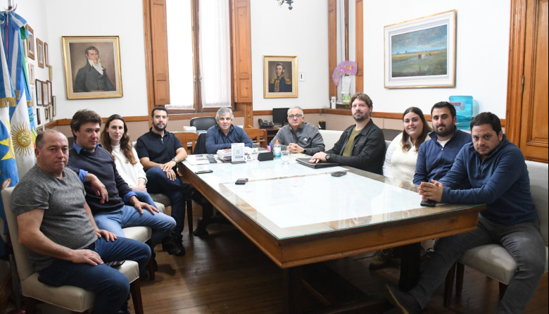 Municipio y productores acordaron nuevas acciones para mejorar la infraestructura del campo
