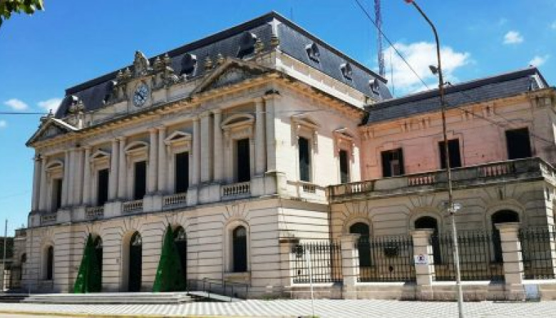 Municipales de Bragado reclaman un aumento del 12% en tres tramos y una bonificación extraordinaria