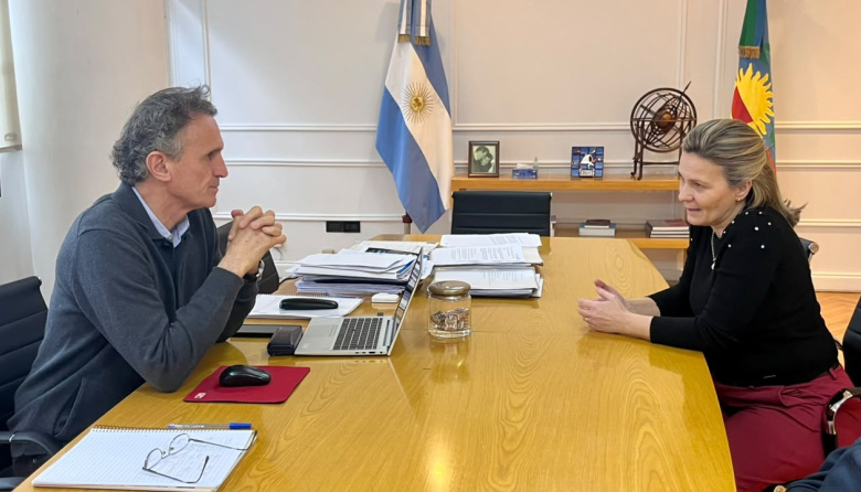 Gentile gestionó ante PBA avances en salud mental y obras 