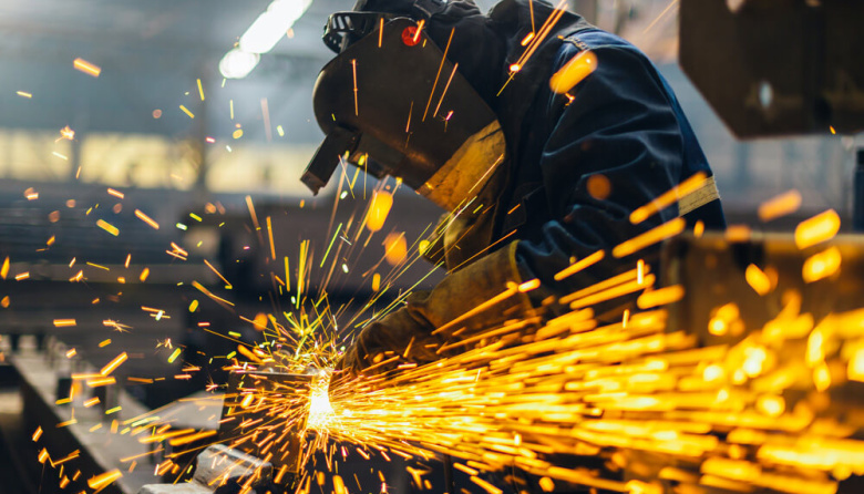 La UIA alertó por la caída de la industria y pidió mirar más allá de la inflación