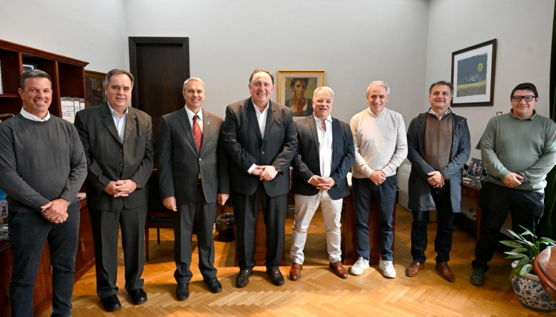 Intendentes del Frente Renovador buscaron financiamiento en el Banco Provincia