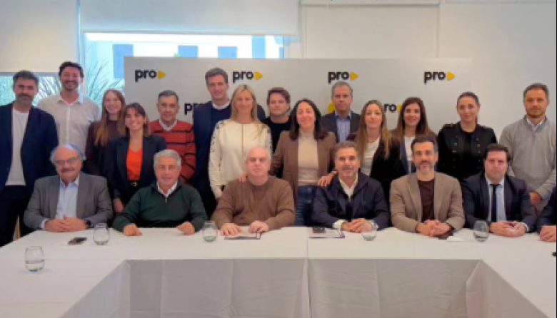 Con la cuarta, el PRO bonaerense reunió a intendentes y legisladores y busca fortalecer su armado propio