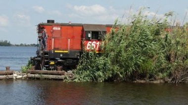 Villegas: Sacan la cosecha en tren porque ya no pueden usar los caminos rurales