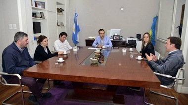 Petrecca y Tamarit recibieron a Gabriel Sanchez Zinny en Junín